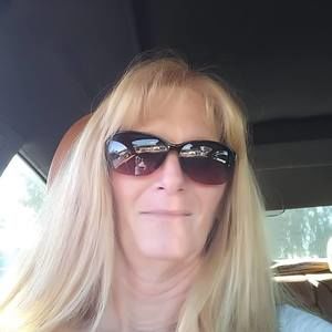 Meet your Posher, Sharon